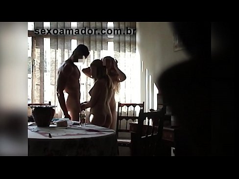❤️ Des amis sexuels invitent un homme géant et font un plan à trois avec lui ☑ Vidéo de sexe at porn fr.vbdsm.ru ️❤